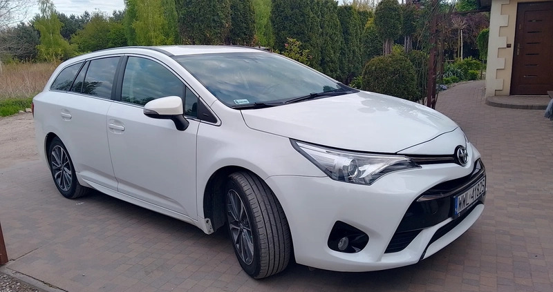 Toyota Avensis cena 58000 przebieg: 149000, rok produkcji 2016 z Warszawa małe 277